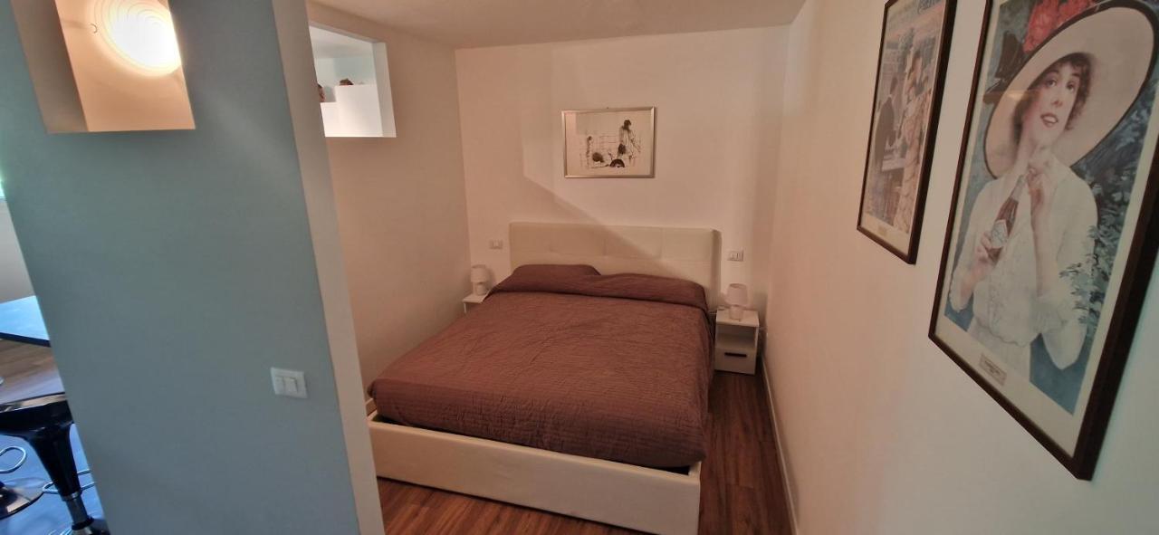 Lake House - Milano 3 Apartment Basiglio Luaran gambar